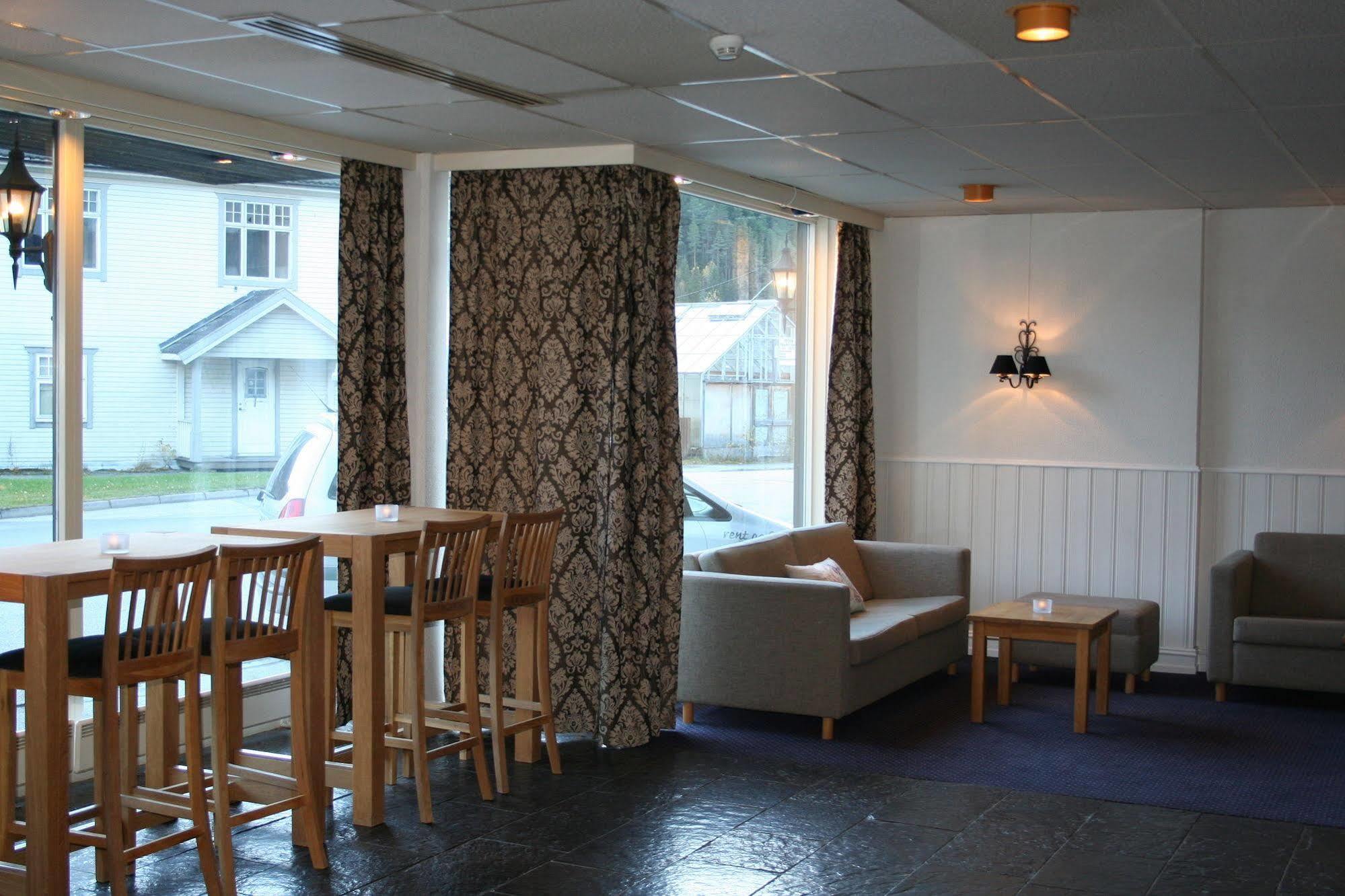 Thon Partner Hotel Otta Esterno foto